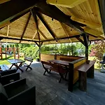 Ibis Karwia
